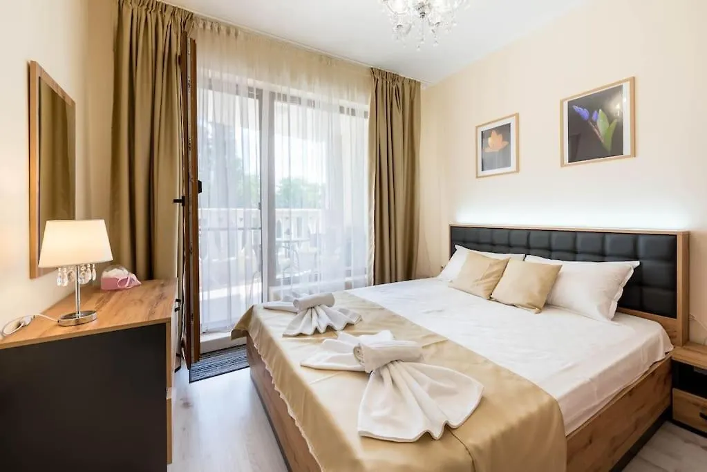 Casa De La Playa Apartment Varna 0*,