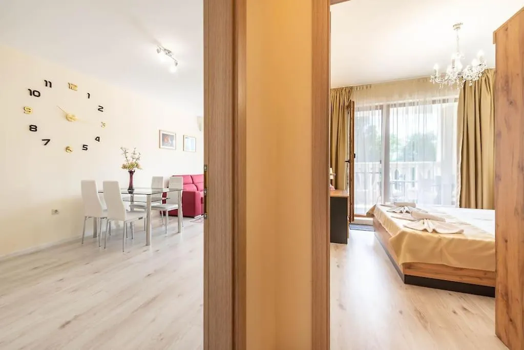 Casa De La Playa Apartment Varna